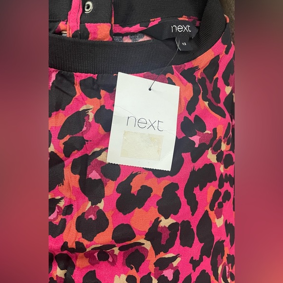Multicolour animal print hi neck pink top by NEXT in size 12 viscose material - Picture 3 of 6